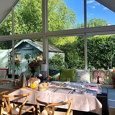Bed & Breakfast Streamside With Parking Drimoleague
